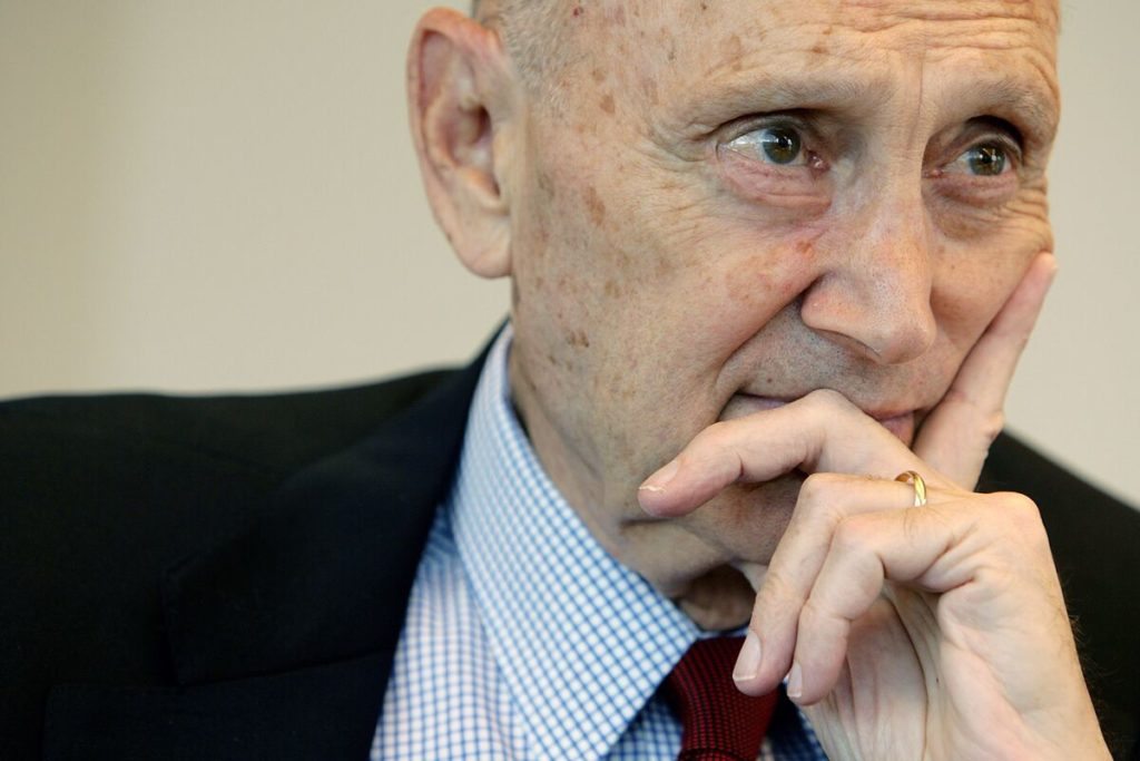 Tax-Loss Harvesting: Wall Street Veteran Malkiel’s Guide to Boosting Returns