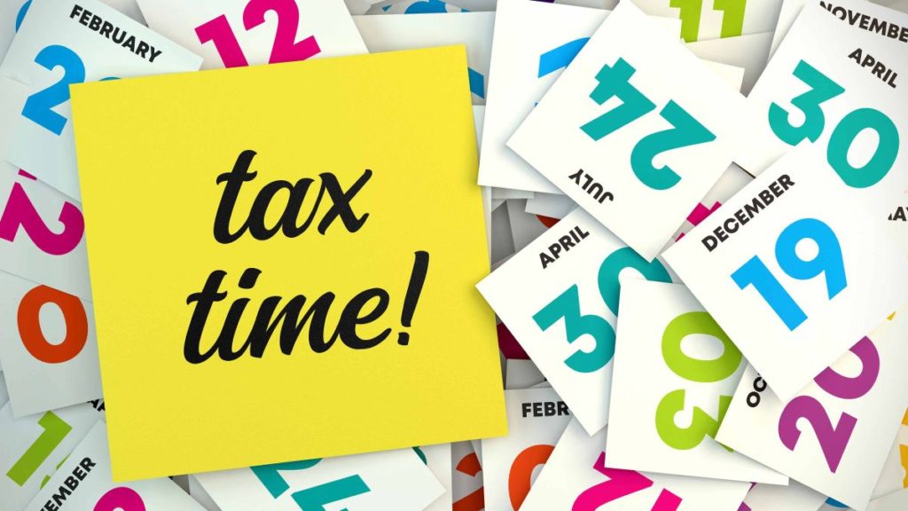 Filing Taxes Early or Later — Which Is Best?