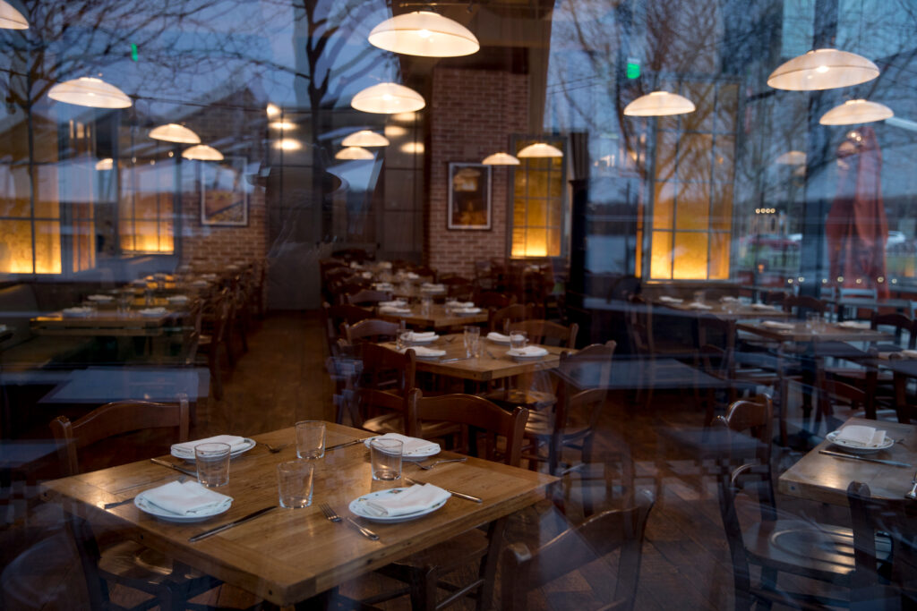 DC Restaurants Surprised By Steep Fines For Alleged Wage Theft – DCist